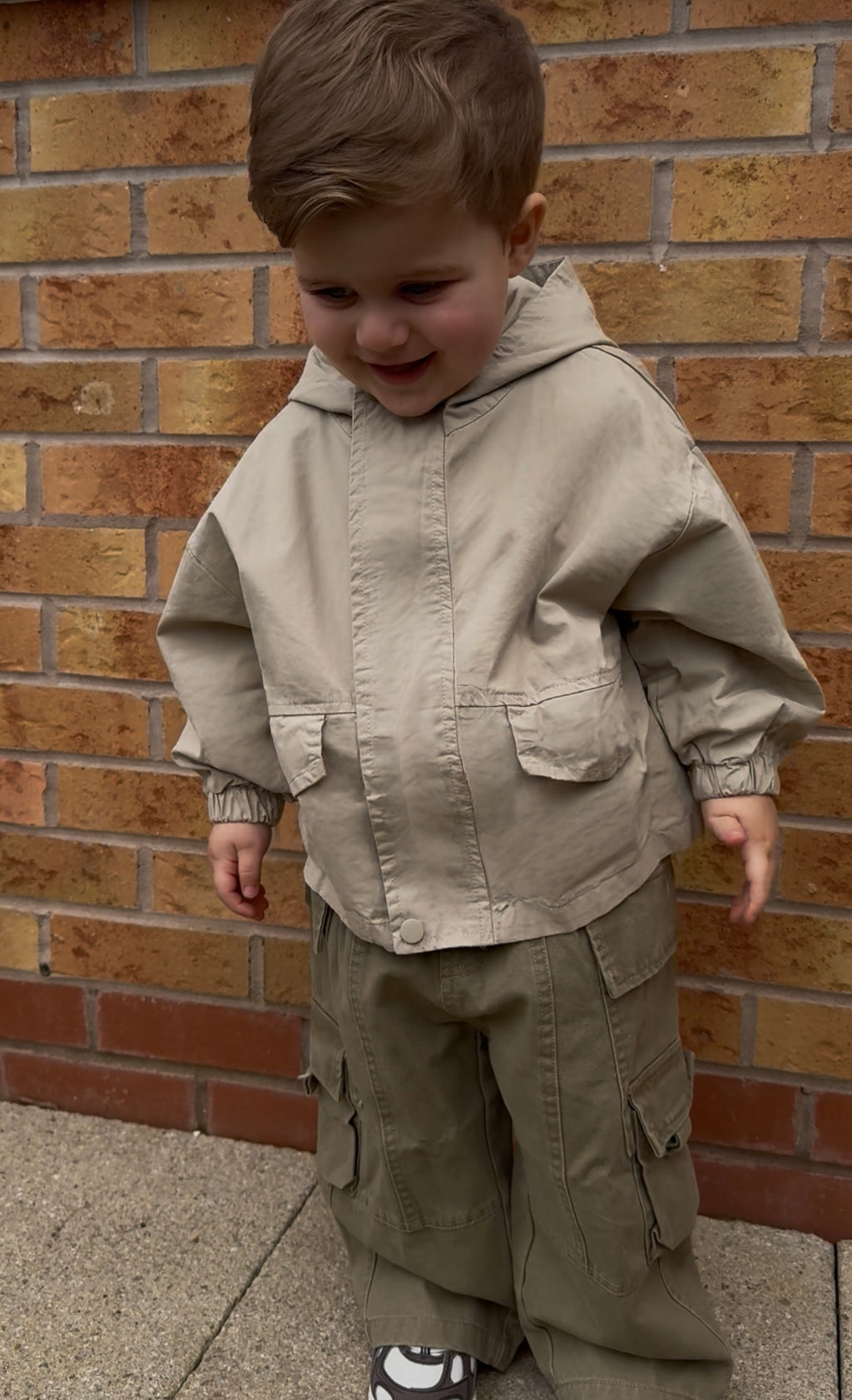 Lightweight Windbreaker - Oat