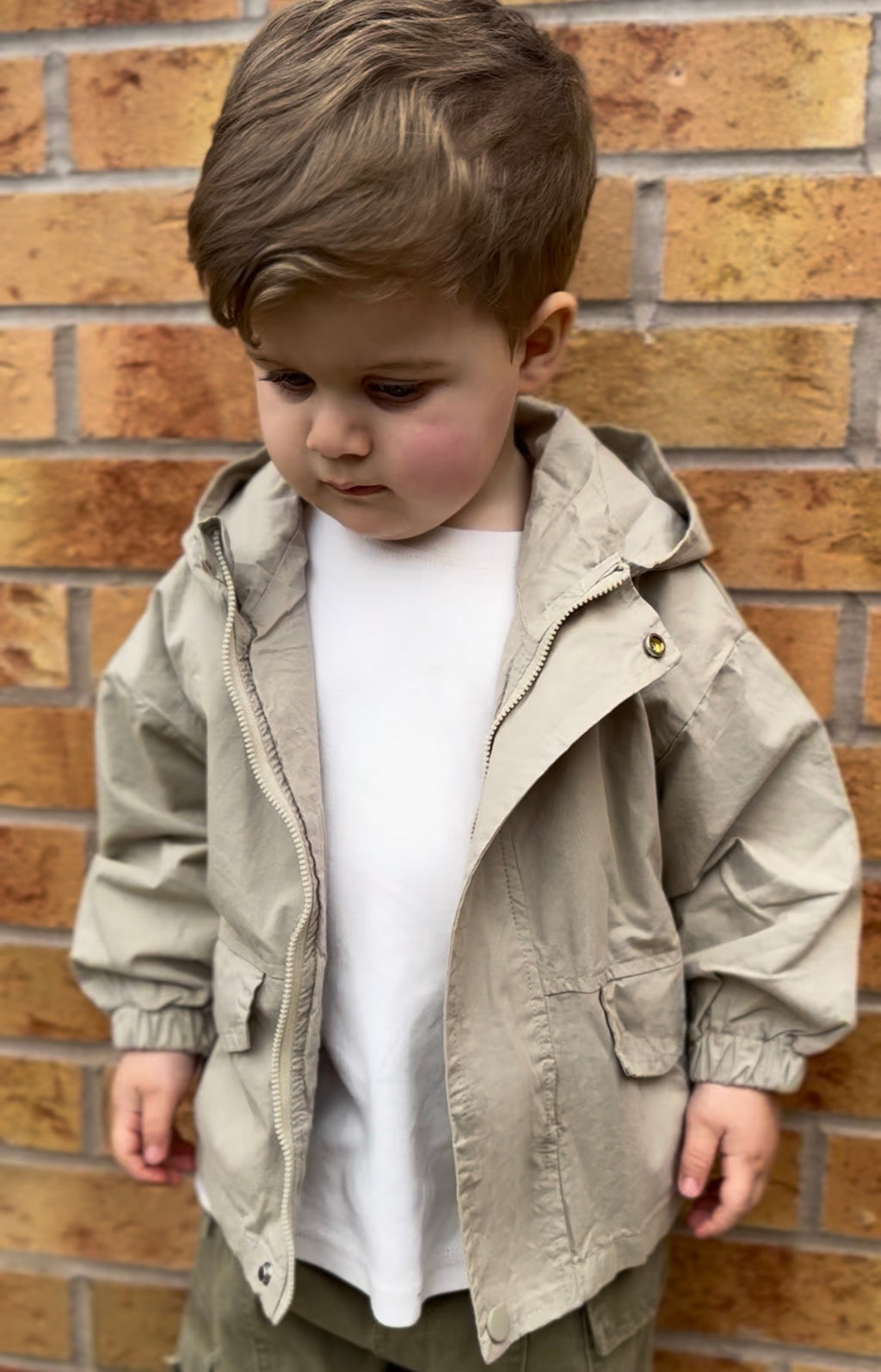 Lightweight Windbreaker - Oat